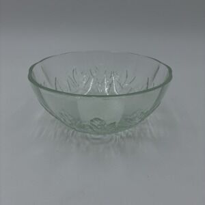 Pasari Indonesia Livia Rose Embossed Glass Bowl Scalloped Edge Small